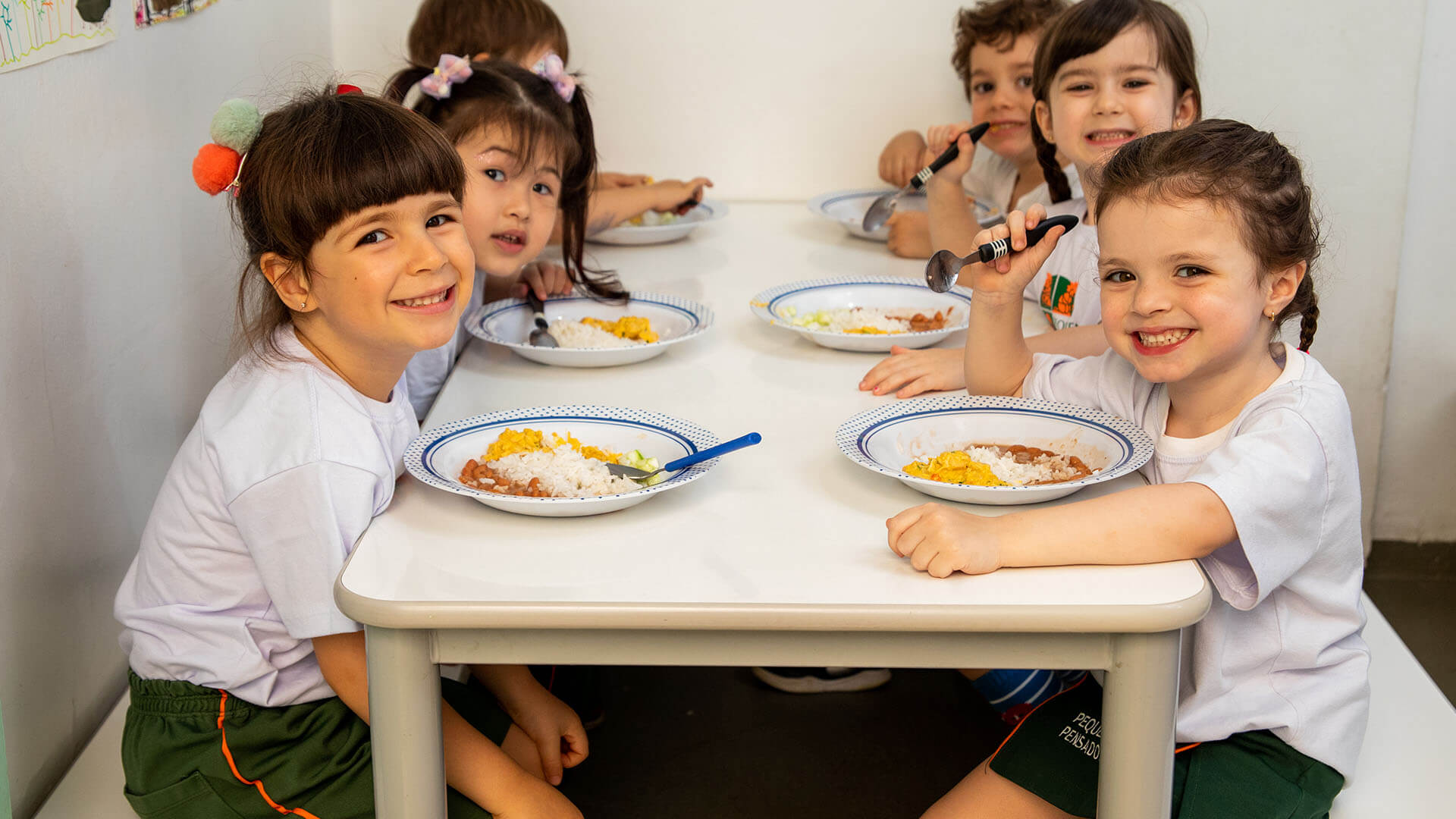 Escola Escola Pequenos Pensadores escola-escola-pequenos-pensadores